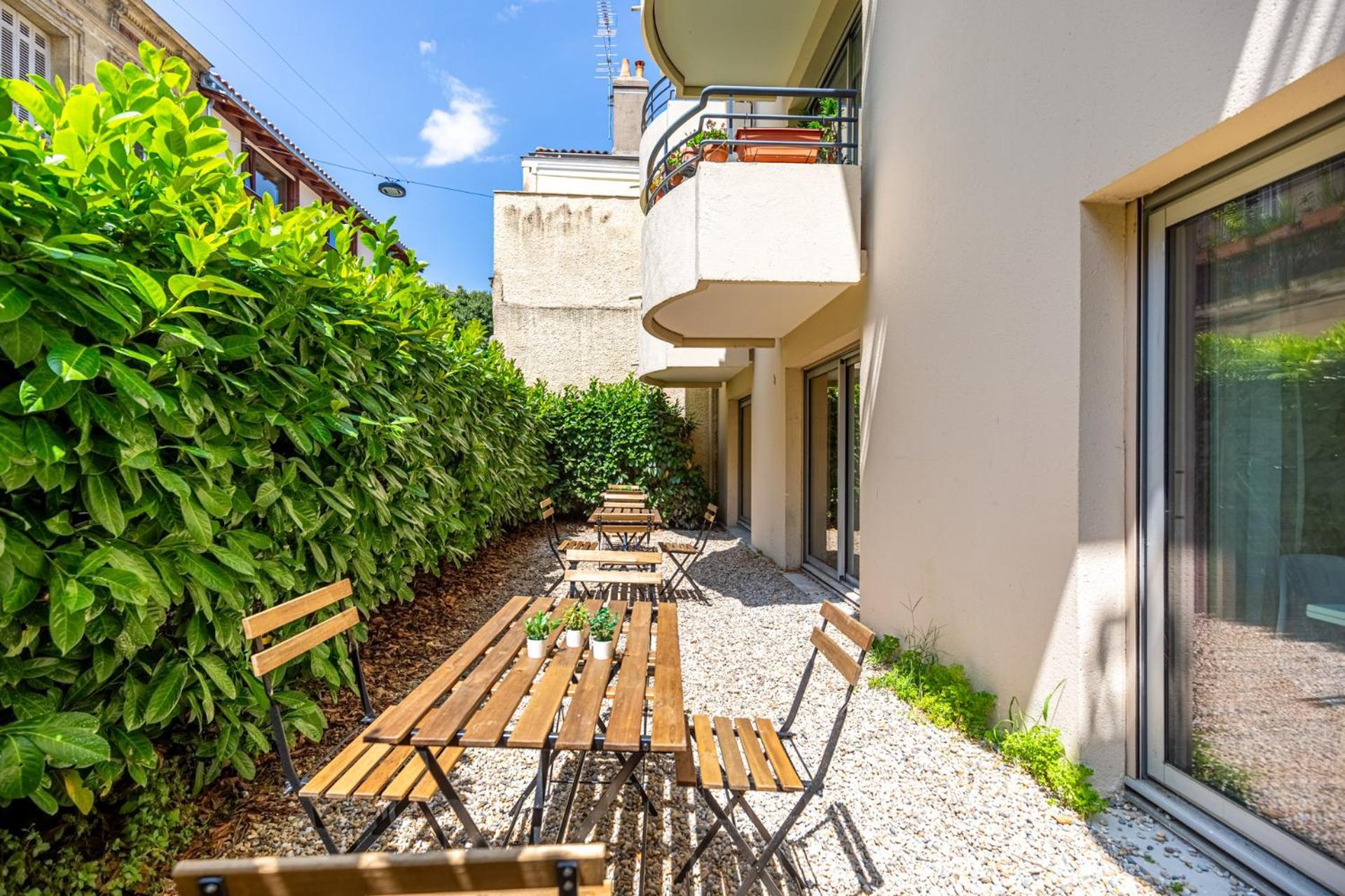 Lavie Maison Balneo Garden Flat Bordeaux Exteriör bild